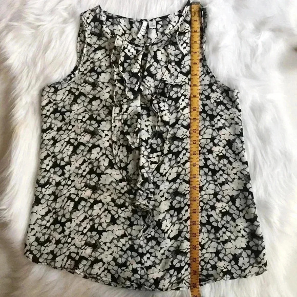 Elle Pink White & Black Floral Ruffle Tank - Picture 3 of 6